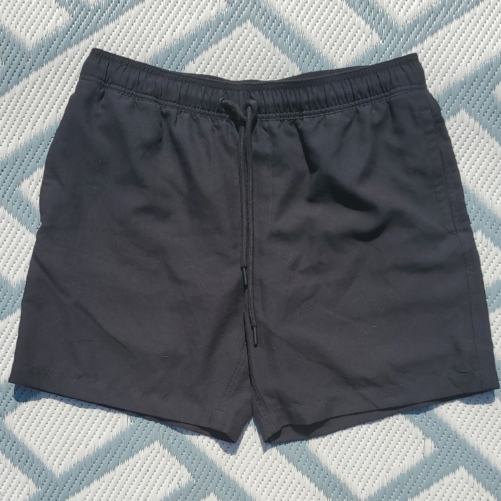 NWOT Amazon Essentials Black Mesh-Lined Swim Shorts